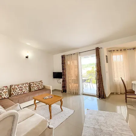 Rejhan Totti Ulcinj Esterno foto