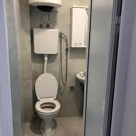Rejhan Totti Ulcinj Esterno foto