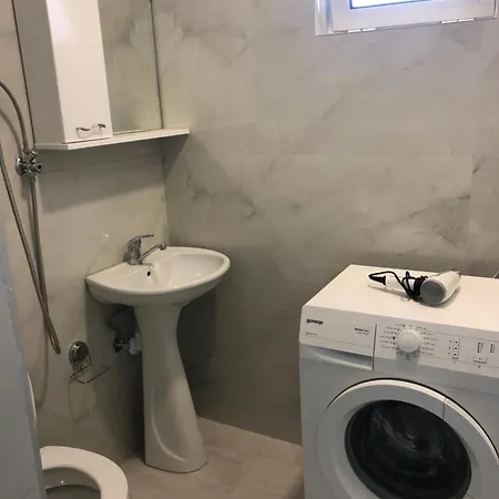 Rejhan Totti Ulcinj Esterno foto