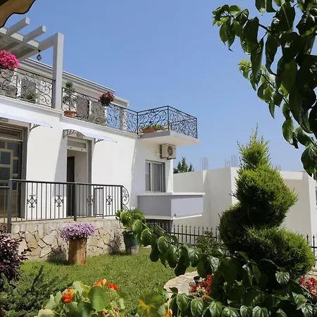 Rejhan Totti Ulcinj Esterno foto