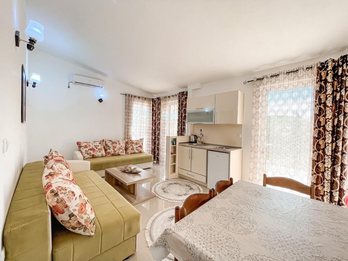 Apartment Rejhan Totti *